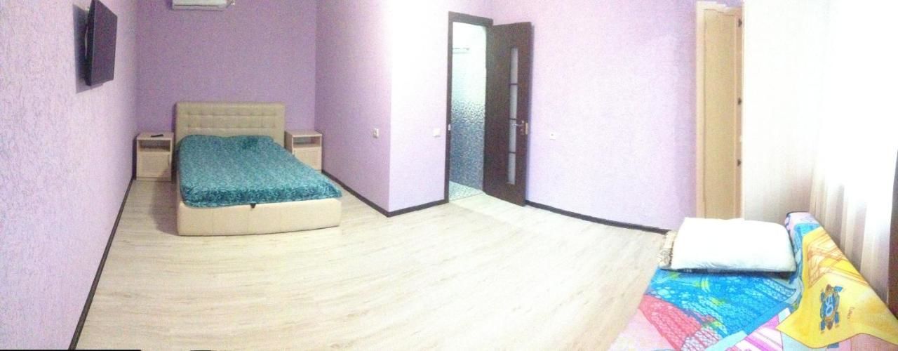 Гостевой дом Guest house on Prospect Vladislava Ardzinba Гагра