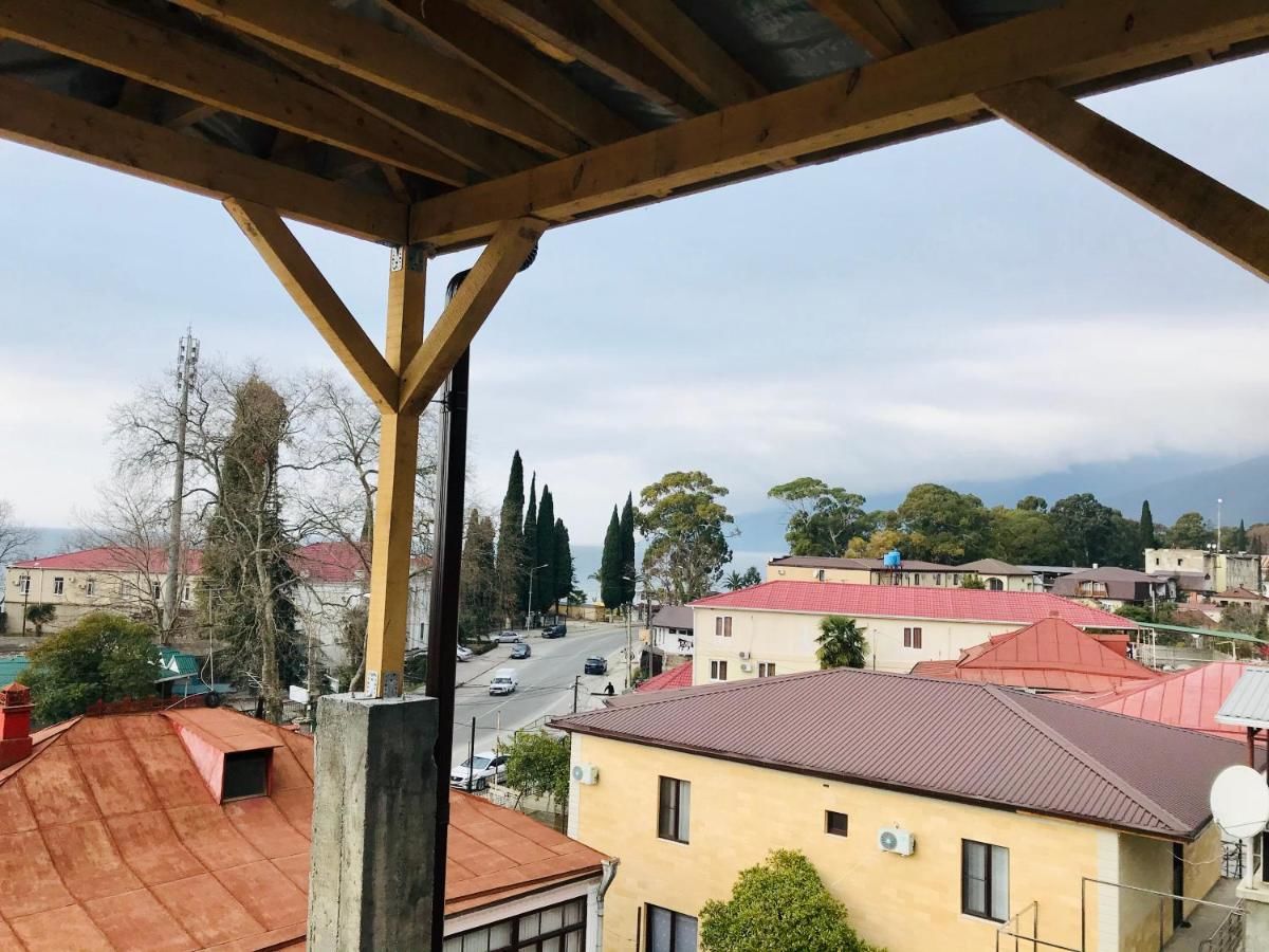 Гостевой дом Guest house on Prospect Vladislava Ardzinba Гагра-29