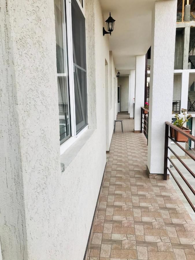 Гостевой дом Guest house on Prospect Vladislava Ardzinba Гагра